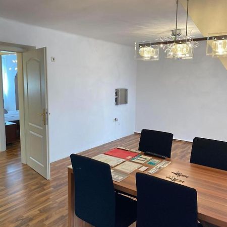 Montel Park - Linz Danube River Apartment ภายนอก รูปภาพ