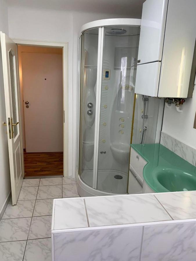 Montel Park - Linz Danube River Apartment ภายนอก รูปภาพ