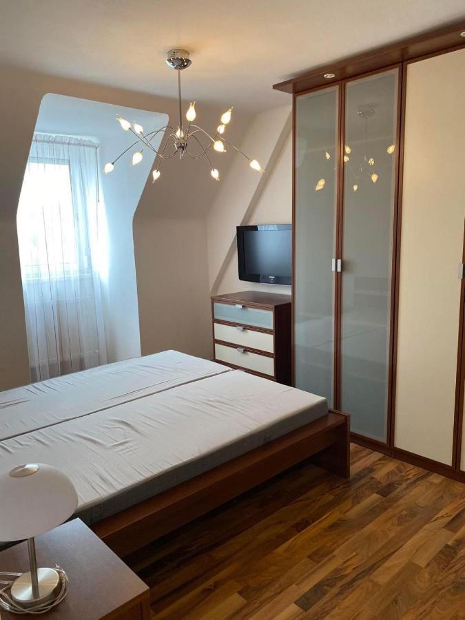 Montel Park - Linz Danube River Apartment ภายนอก รูปภาพ